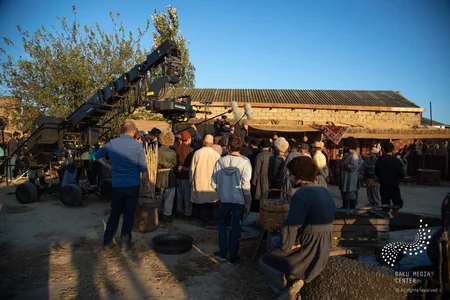 Bakı Media Mərkəzi Hacı Zeynalabdin Tağıyev haqqında film çəkir