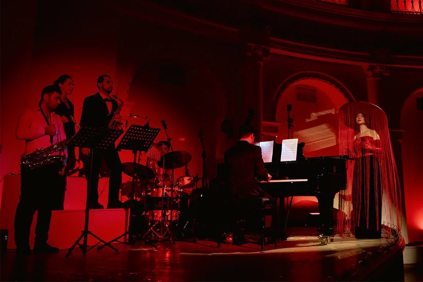 “Cartier” Evi “ITALDIZAIN” şirkəti ilə birgə “Qış möcüzəsi” adlı musiqili tamaşa təqdim edib - FOTO