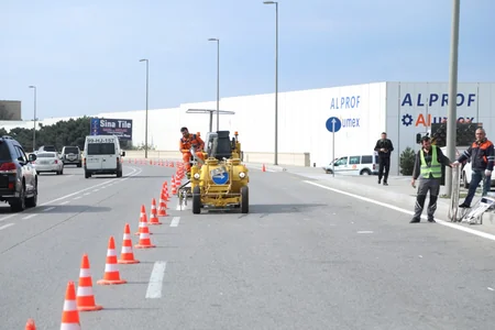 Paytaxtda daha bir marşrut xəttinin hərəkət etdiyi dəhliz üzrə avtobus zolağı çəkillb