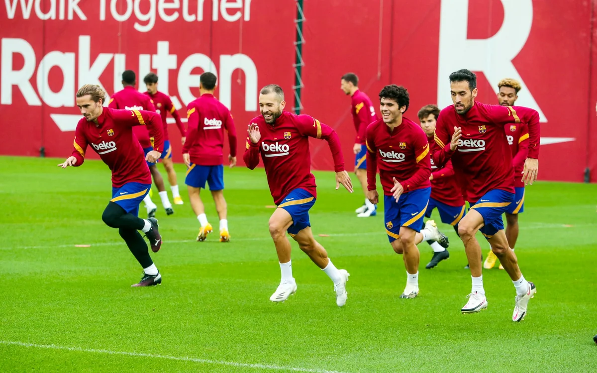 Barselonanın 8 futbolçusu Sevilya ilə matçı buraxacaq