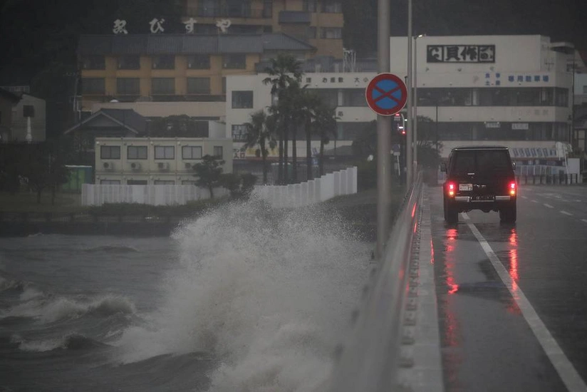 Yaponiyada qasırğaya görə 10 milyona yaxın insan təxliyyə ediləcək
