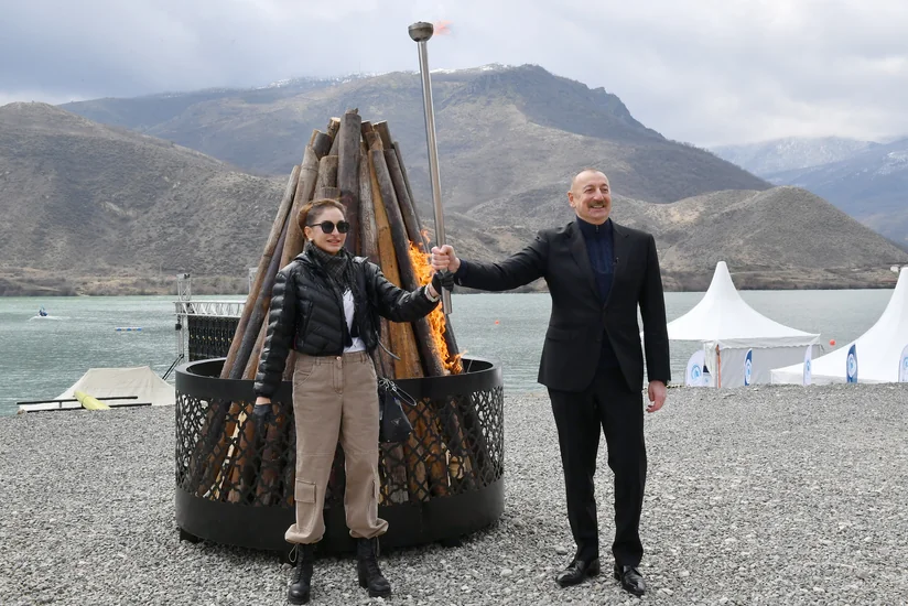 Ильхам Алиев поздравил азербайджанский народ из Суговушана