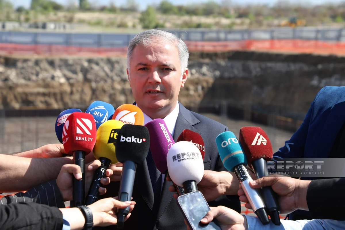 В Агдаме строятся пять жилых кварталов и 12 сел