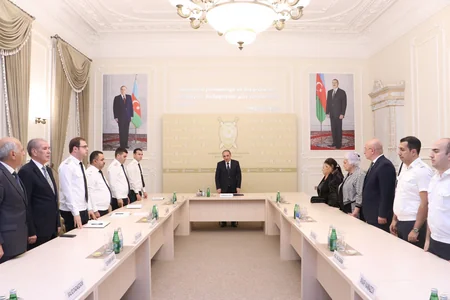 Baş Prokuror Vətən müharibəsində iştirak edən prokurorluq işçiləri ilə görüşüb