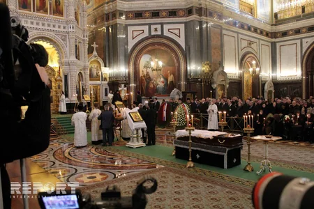 Moskva Rusiyanın Türkiyədə qətlə yetirilən səfiri ilə vidalaşıb