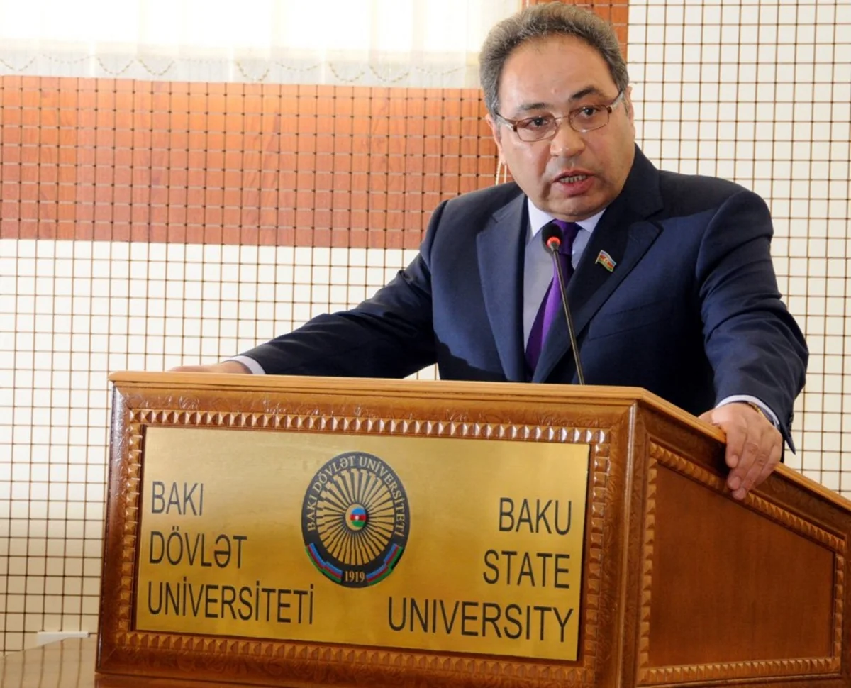 Rektor: BDU-da yüksək bal toplayan tələbələr I kursdan etibarən elmi iş yazırlar