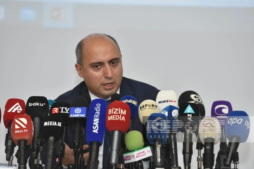 Nazir: Gələcəkdə məktəblərdə telefondan istifadənin qadağan edilməsi mümkündür