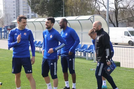 Mahir Emreli zədəsini sağaldıb, komanda ilə məşqlərə başlayıb