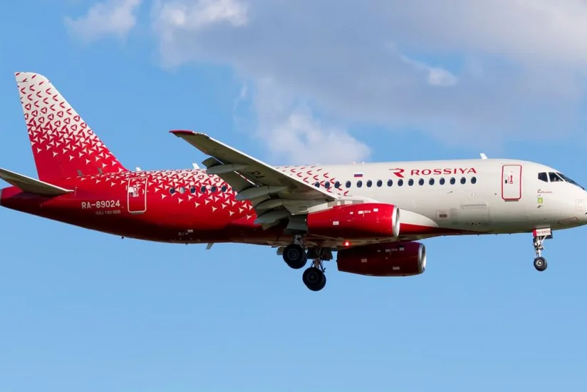 Летевший в Нижнекамск Superjet сел в Шереметьево после срабатывания датчика