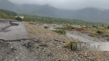 Şəki sakinləri 2 il əvvəl dağılan körpünün bərpa olunmamasından narazıdırlar