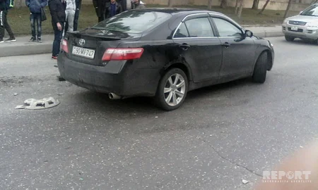 Bakıda marşut avtobusu ilə minik avtomobili toqquşub - FOTO