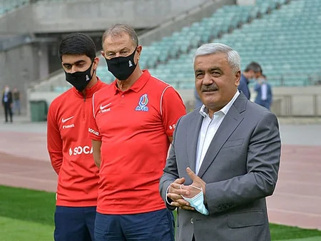 Ровнаг Абдуллаев встретился с членами национальной сборной