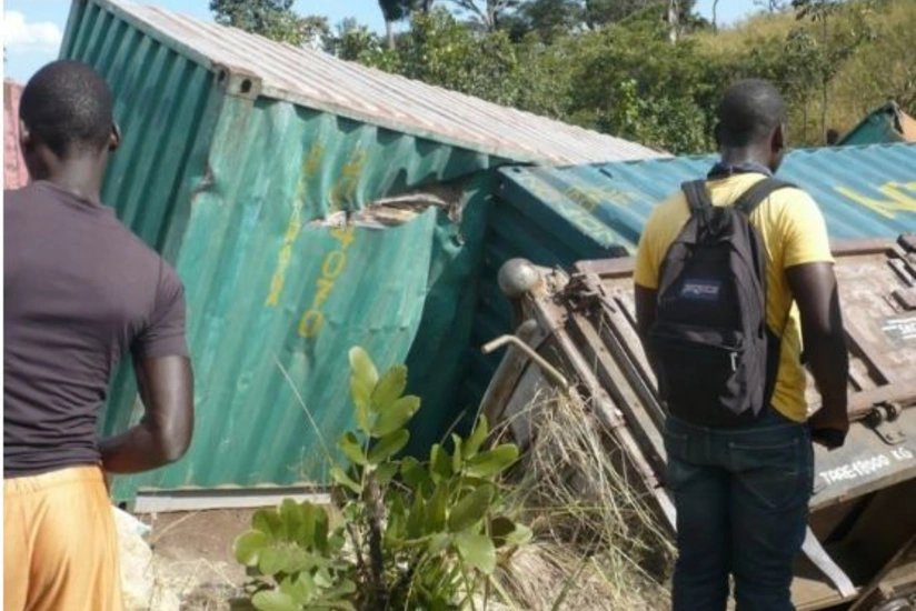 Konqoda yük qatarı qəzaya uğrayıb, 33 nəfər ölüb