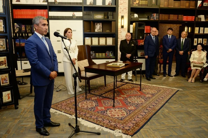 Bakı Kitab Mərkəzində ziyalılar və ictimai xadimlər üçün təqdimat keçirilib