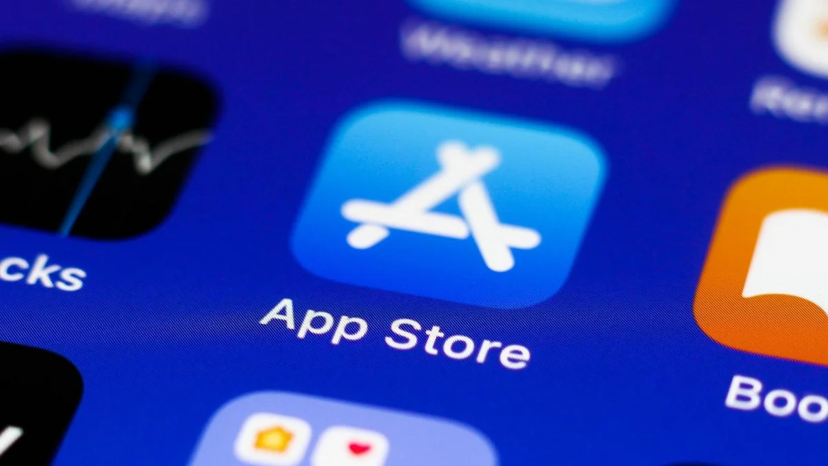 Apple может разрешить загрузку приложений из сторонних источников в ЕС