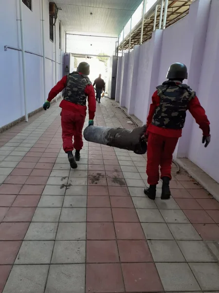 Cəbhəboyu ərazilərdə top mərmisi partladıcısı, dron, sursat aşkarlandı