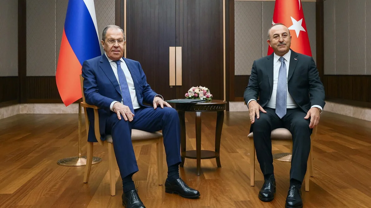 Çavuşoğlu Lavrovla müzakirə etdiyi məsələləri açıqlayıb