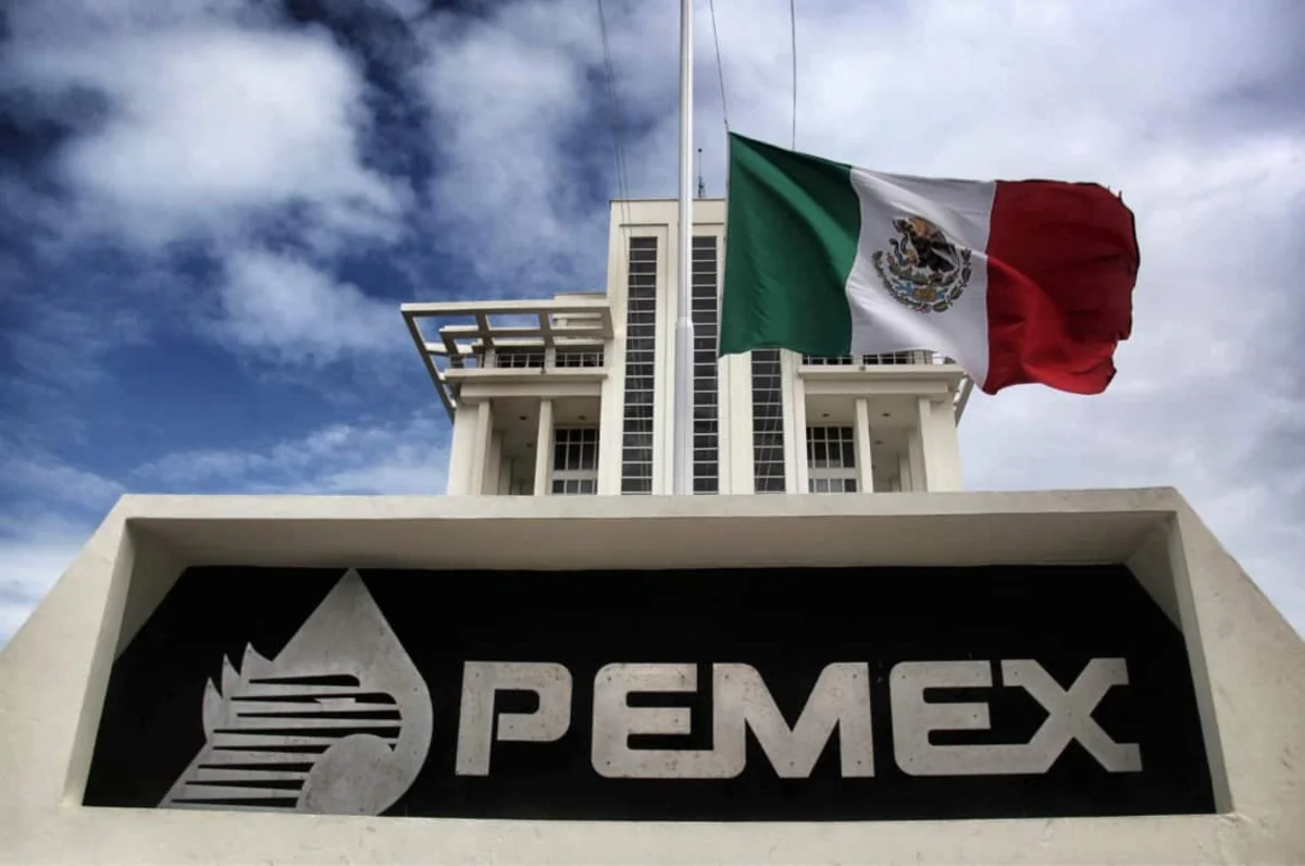 Компания Pemex устранила утечку на подводном трубопроводе
