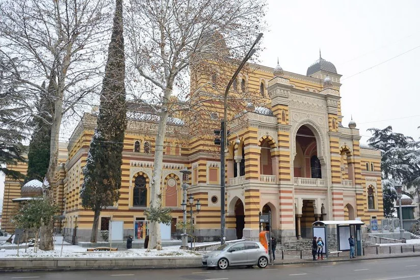 Gürcüstanda teatrlar fəaliyyətini dayandırdı