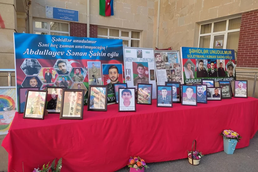 Bakı məktəblərinin şəhid olmuş 354 məzunu və 20 müəlliminin xatirəsi anılıb