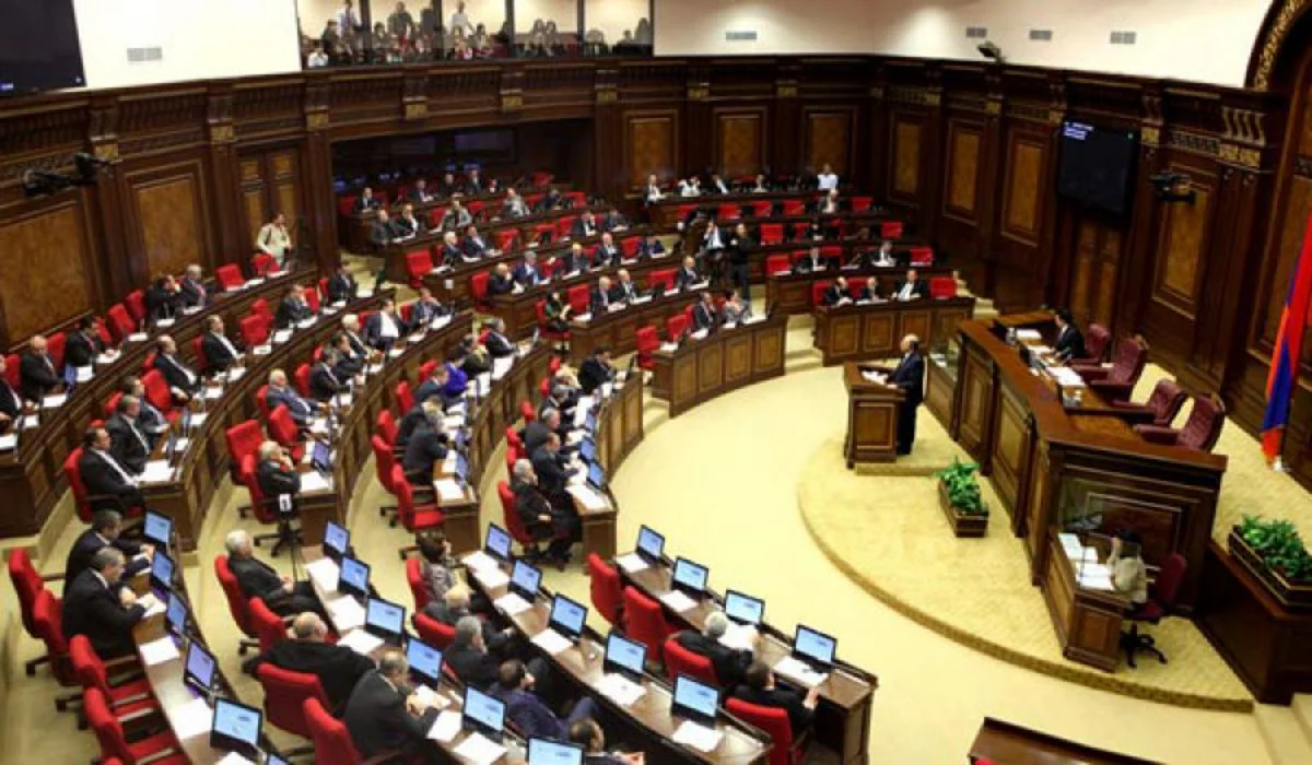 Парламент Армении рассмотрит проект о выходе из ЕАЭС вне очереди