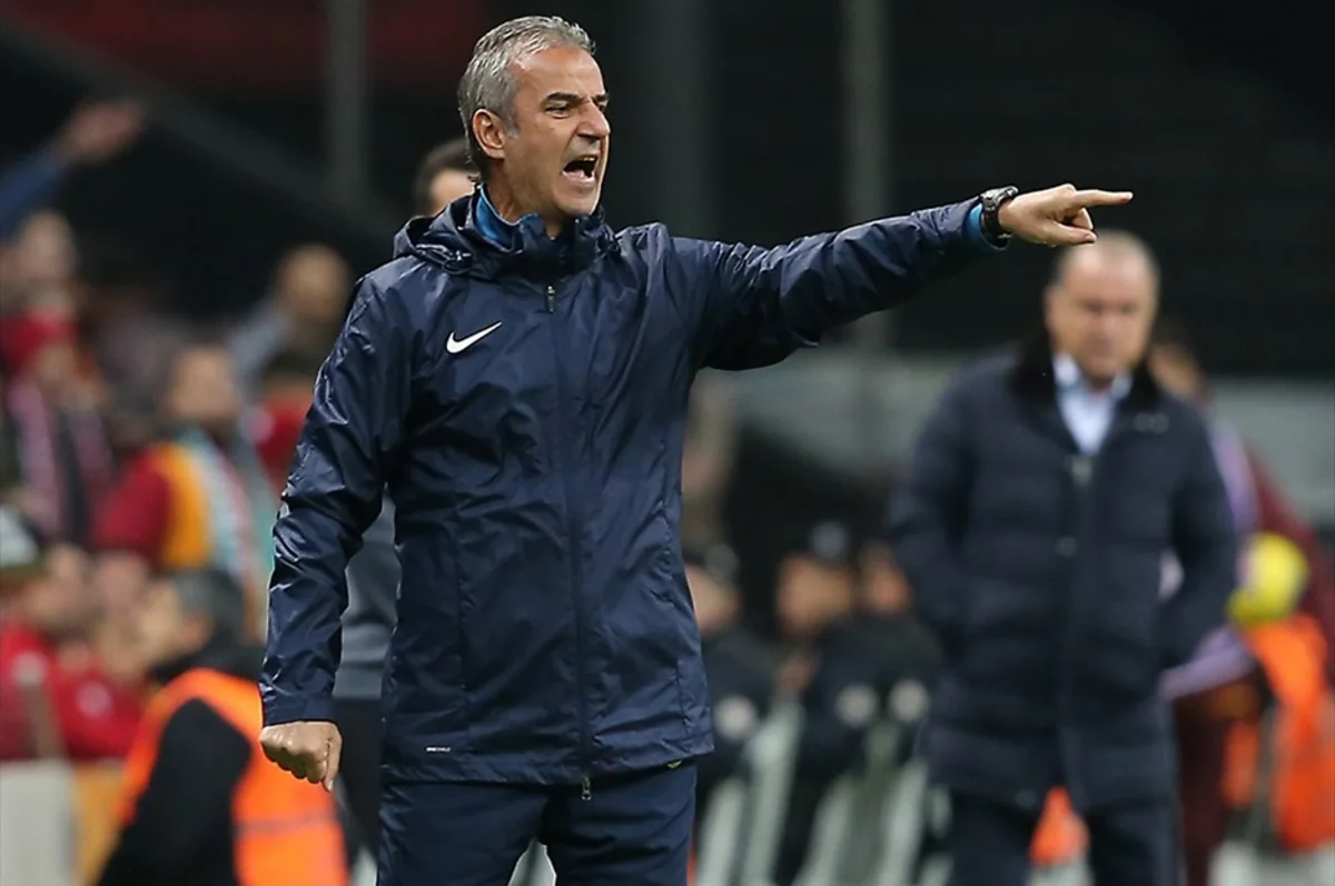 Superliqa klubunda mövsüm ərzində 5-ci baş məşqçi