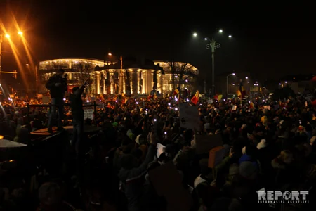 Rumıniyada 400 min insan hökumətin istefasını tələb edir - FOTO