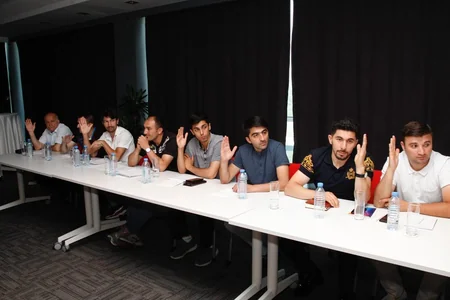 Mikayıl Cabbarov yenidən Badminton Federasiyasının prezidenti seçilib