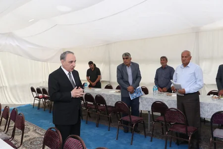 Baş prokuror Biləsuvarda vətəndaşları qəbul edib