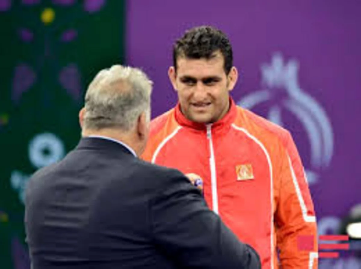 ​Azərbaycan güləşçisi bürünc medal uğrunda görüşə vəsiqə qazanıb