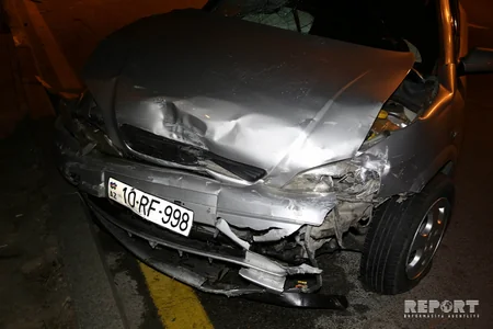 Bakıda taksi sürücüsü qəza törədib: xəsarət alanlar var - FOTO - YENİLƏNİB - VİDEO