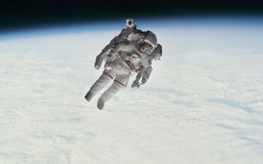 İlk dəfə açıq fəzaya çıxmış astronavt dünyasını dəyişib