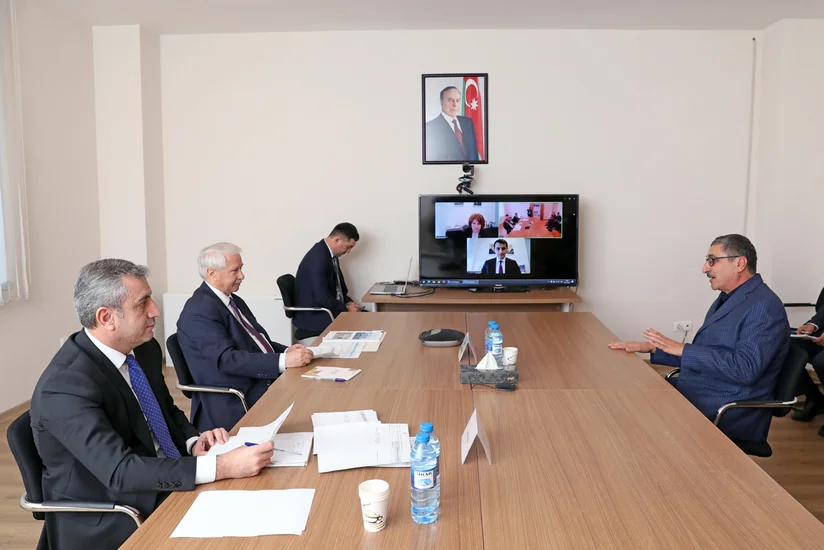 İqtisadiyyat nazirinin müavini Ağdaşda vətəndaşları qəbul edib