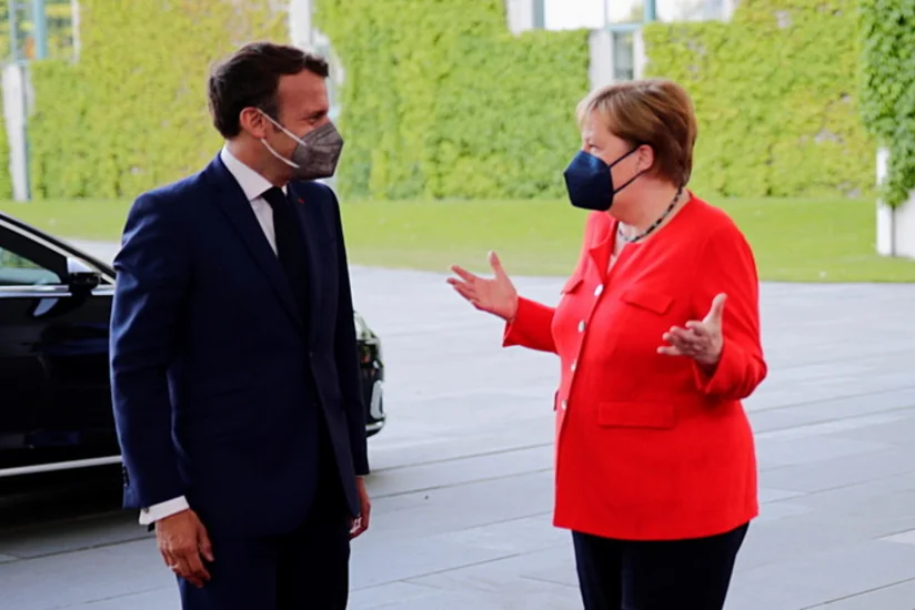 Макрон встретится с Меркель для обсуждения ситуации в Афганистане