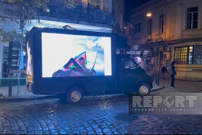 Azərbaycan səfirliyi Tbilisidə Zəfər Günü münasibətilə məlumatlandırma aksiyası keçirib - YENİLƏNİB