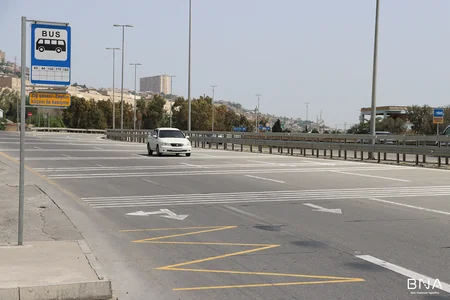 Bakıda daha bir ərazidə piyada keçidi və avtobus dayanacağı təşkil edilib