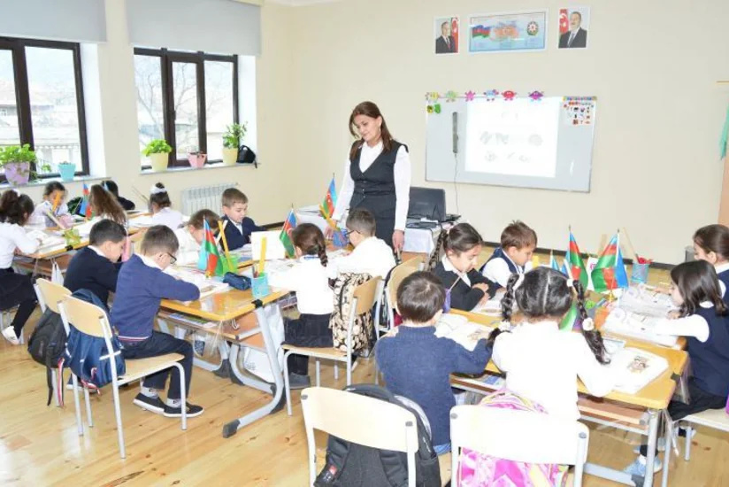 Məktəblərdə tədris ilinin müddətini Nazirlər Kabineti müəyyən edəcək