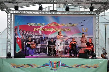 Azərbaycanın hərbi hissələrində bayram tədbirləri keçirilir