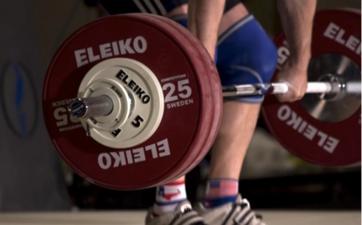 Азербайджанские тяжелоатлеты вернулись на Родину