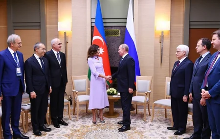 Azərbaycanın Birinci vitse-prezidenti Mehriban Əliyeva Rusiya Prezidenti Vladimir Putinlə görüşüb - FOTO