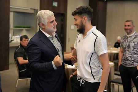 Qarabağın prezidenti Qurban Qurbanov və futbolçularla görüşüb