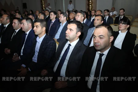 102 nəfər and içərək vəkil olub