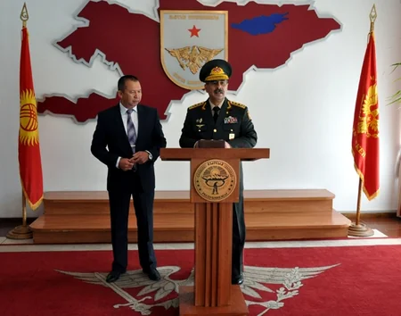 Azerbaijan, Kyrgyz Republic discuss military cooperation development
