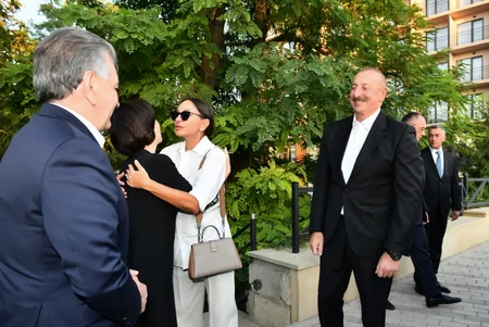 Azərbaycan ilə Özbəkistan prezidentləri və xanımları Şuşaya səfər ediblər - YENİLƏNİB