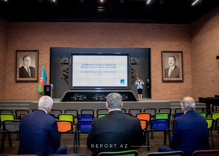 Yeni güləş zalı istifadəyə verildi