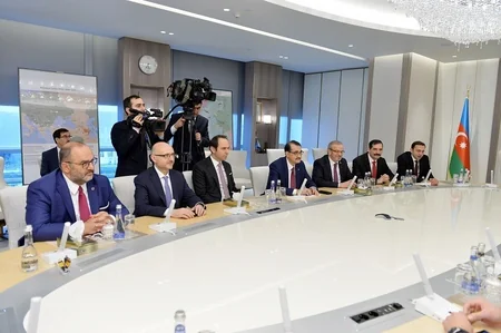 SOCAR President meets with Turkish Minister of Energy and Natural Resources
