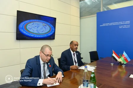 Ceyhun Bayramov sudanlı həmkarı ilə görüşüb