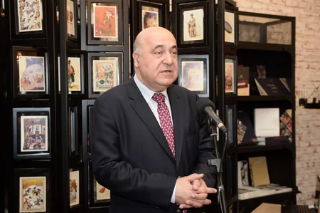 Bakı Kitab Mərkəzində ziyalılar və ictimai xadimlər üçün təqdimat keçirilib