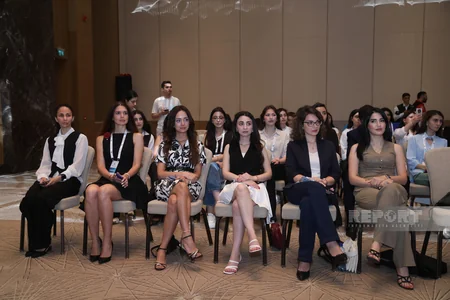 Gələcəyin mediası: “Əkinçi”nin izi ilə” mövzusunda Forum keçirilib