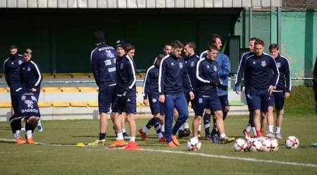 Kosovo millisinin ulduz futbolçusu Bakıya gəlməyəcək - SİYAHI